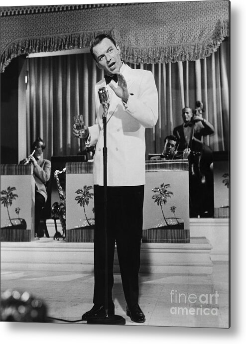 Singer Metal Print featuring the photograph Frank Sinatra At Microphone by Bettmann