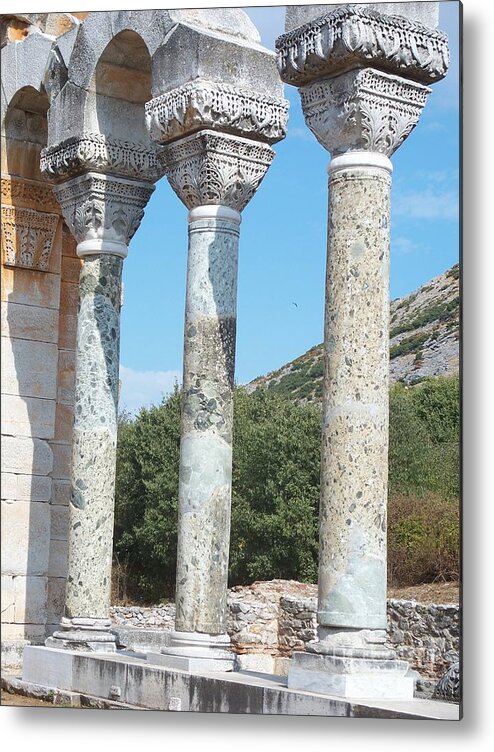 Delphi Metal Print featuring the photograph Columns by Marilyn Zalatan