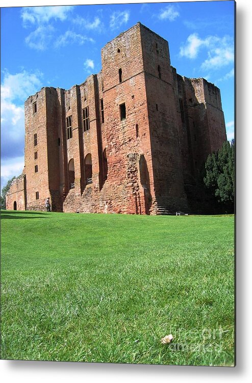 Kenilworth Castle Metal Print featuring the photograph Like Home by Denise Railey