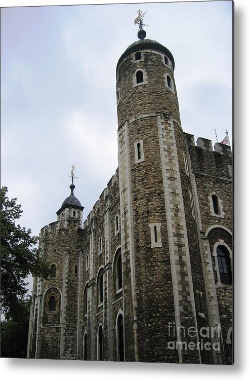White Tower Metal Print featuring the photograph The White Tower by Denise Railey
