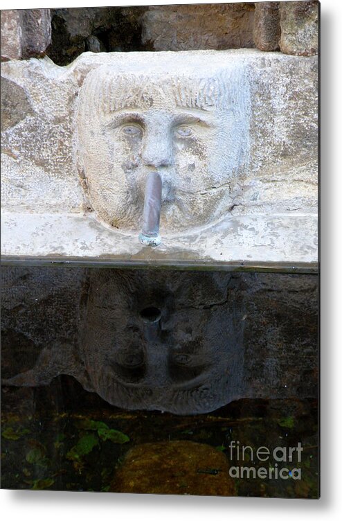 Fountain Metal Print featuring the photograph Fountain Face by Lainie Wrightson