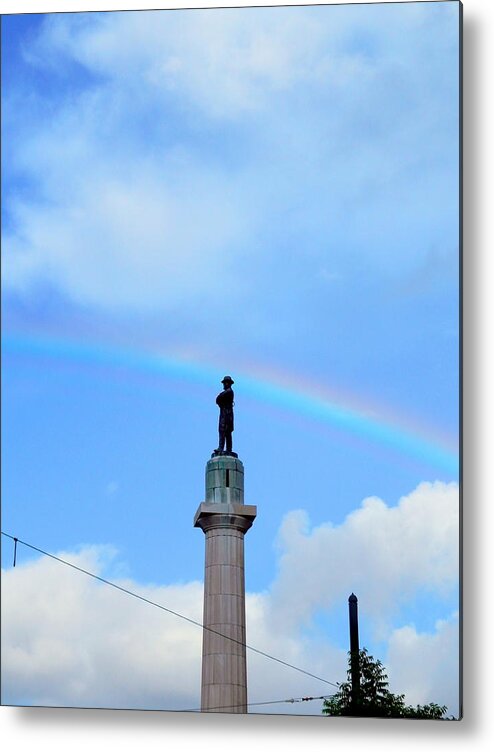 Nola Metal Print featuring the photograph General Robert E. Lee Mounment In Retro Spectrum by Michael Hoard