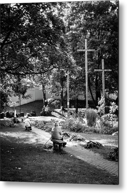 Black And White Metal Print featuring the photograph Contemplation by Mary Lee Dereske