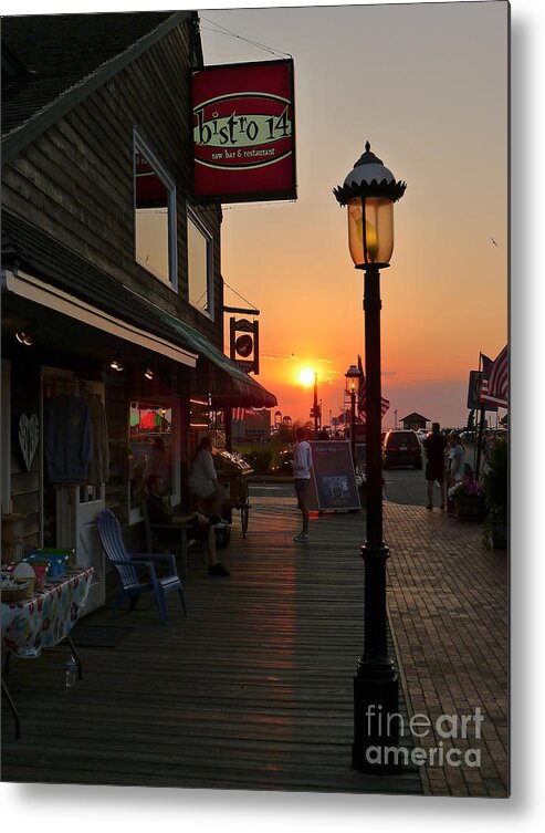 Bistro 14 Metal Print featuring the photograph Bistro 14 by Mark Miller