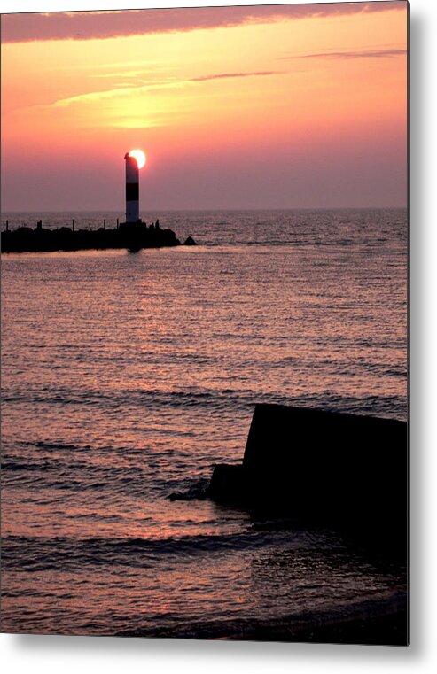  Metal Print featuring the photograph Sunset on Lake Erie by David Coblitz