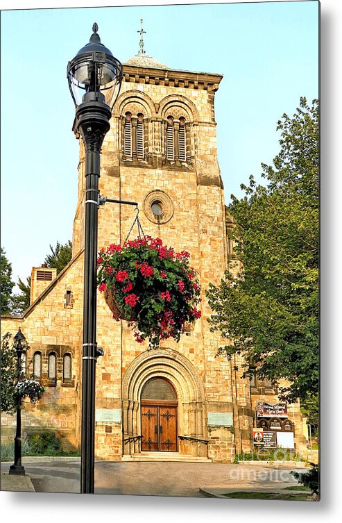 First Parish Church In Plymouth Ma Metal Print featuring the photograph First Parish Church in Summer by Janice Drew