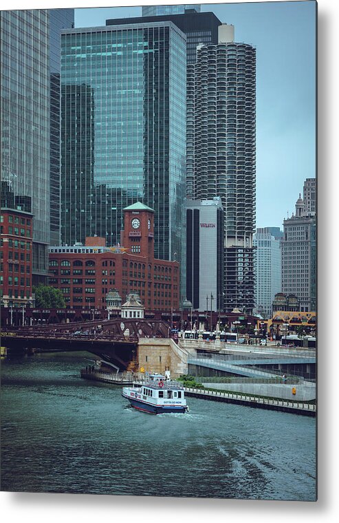 Chicago Metal Print featuring the photograph Heading East by Nisah Cheatham