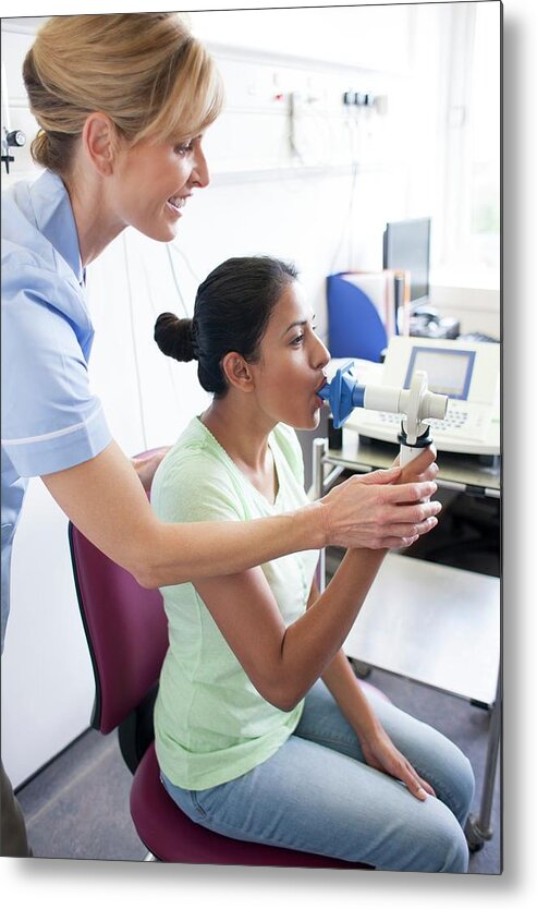 Equipment Metal Print featuring the photograph Lung Function Test #4 by Science Photo Library