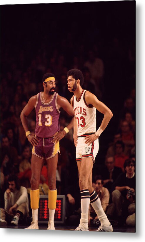 Download Kareem Abdul-Jabbar Lakers Center Wallpaper