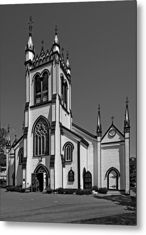 Steeple Metal Print featuring the photograph St. John's Anglican Church Lunenburg by Phil Cardamone