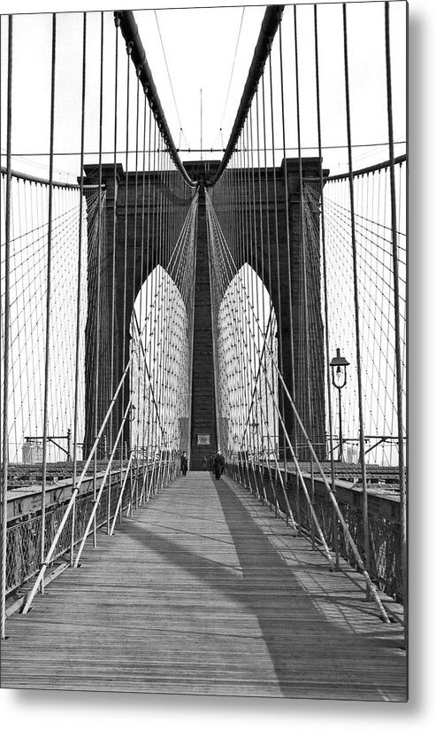 1923 Metal Print featuring the photograph The Brooklyn Bridge by Underwood Archives