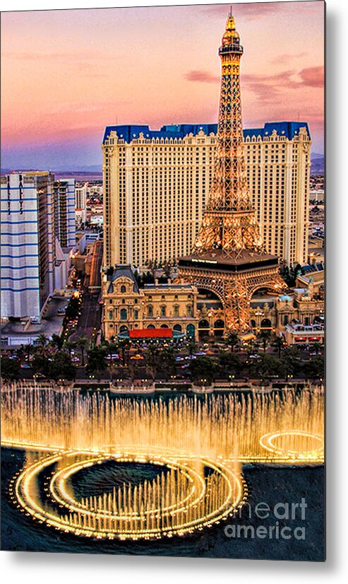 Bellagio Metal Print featuring the photograph Vegas water show by Tammy Espino