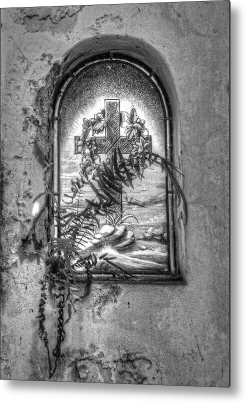 Crypt Metal Print featuring the photograph Window on the Crypt by Michael Hope