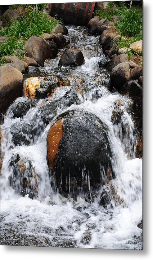 Tennessee Metal Print featuring the photograph Gatlinburg Tenn by Frozen in Time Fine Art Photography