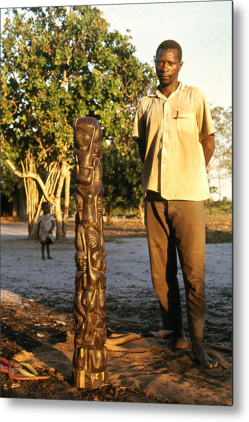 Erik Metal Print featuring the photograph Makonde Sculpture by Erik Falkensteen