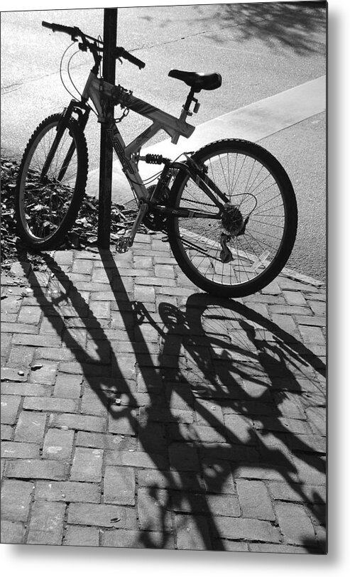 Black And White Metal Print featuring the photograph Shadow Play by Suzanne Gaff