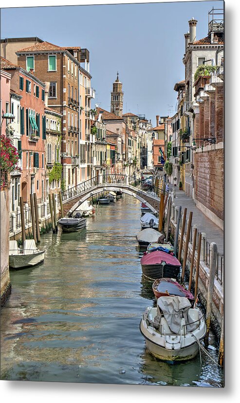 Italy Metal Print featuring the photograph Venice Scene by Alan Toepfer