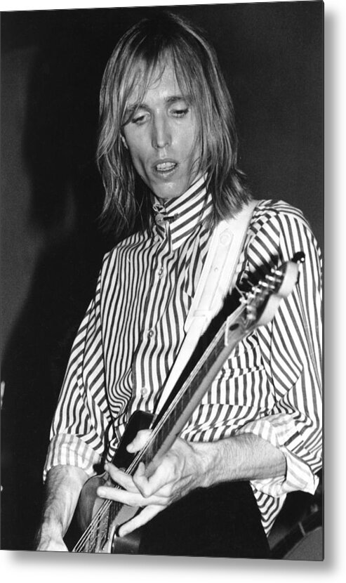 Tom Petty Metal Print featuring the photograph Photo Of Tom Petty by Richard Mccaffrey