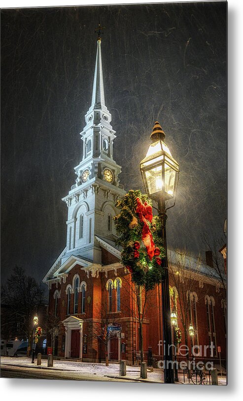Portsmouth Metal Print featuring the photograph First Snow by Scott Thorp