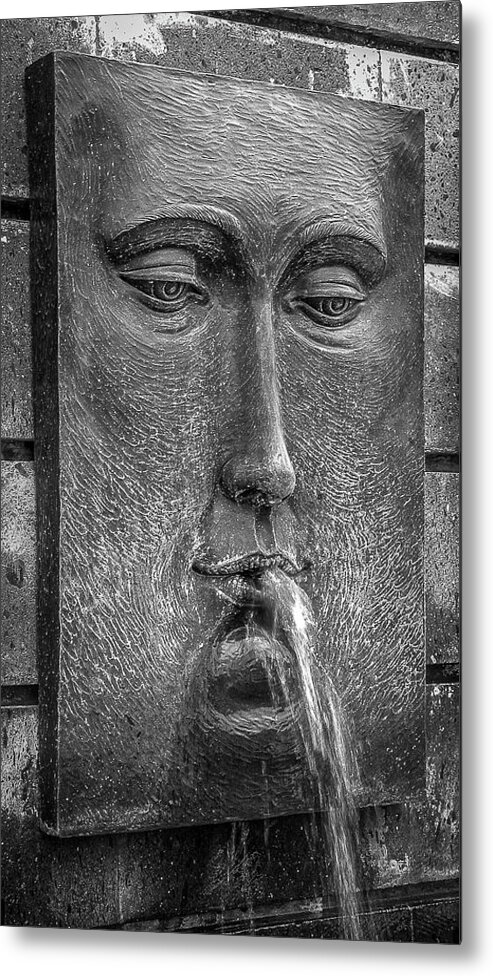 Mexico Metal Print featuring the photograph Fountain - Mexico by Frank Mari