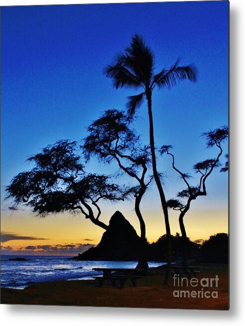 Sunset Metal Print featuring the photograph Mauna Lahilahi at Sunset by Craig Wood