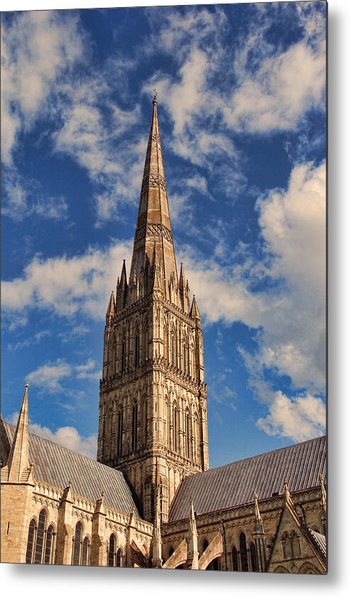 Salisbury Metal Print featuring the photograph Salisbury Cathedral by Oscar Alvarez Jr