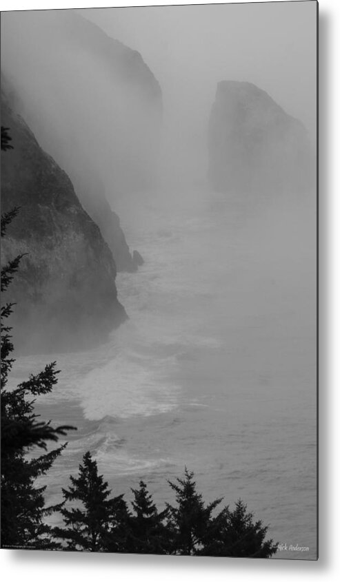 B&w Metal Print featuring the photograph Fog and Cliffs of the Oregon Coast by Mick Anderson
