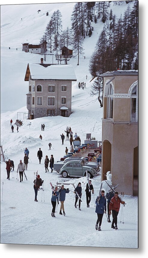 Skiing Metal Print featuring the photograph Skiers In St. Moritz #1 by Slim Aarons