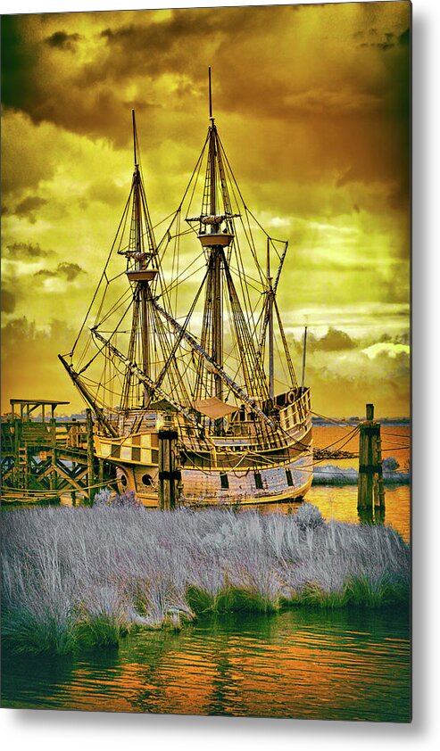 North Carolina Metal Print featuring the photograph The Elizabeth II by Dan Carmichael