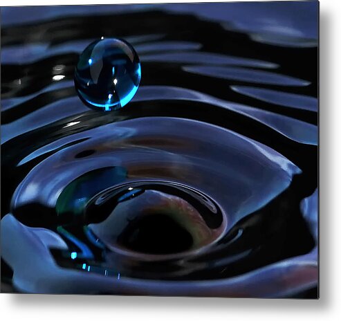 Water Drops Metal Print featuring the photograph Untitled #16 by Gene Tatroe