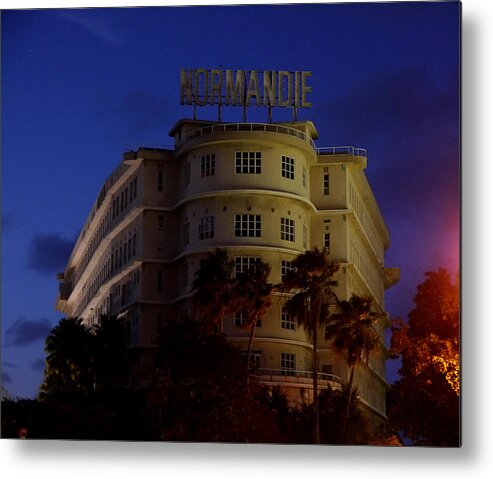 Richard Reeve Metal Print featuring the photograph San Juan - Normandie Hotel by Richard Reeve