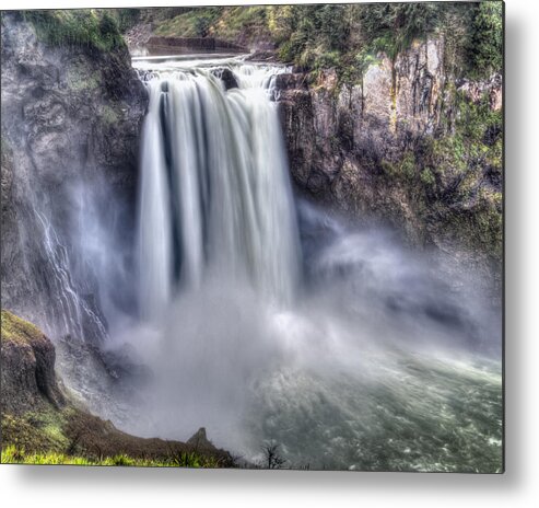 Waterfall Metal Print featuring the photograph Snoqualmie Falls by Chris McKenna