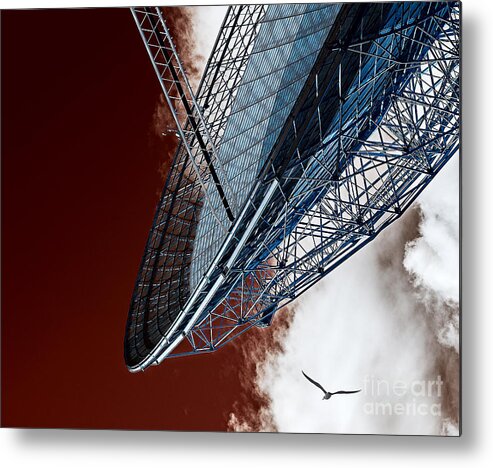 Parkes Metal Print featuring the photograph To The Heavens by Russell Brown
