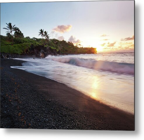 Water's Edge Metal Print featuring the photograph Waianapanapa by M Swiet Productions
