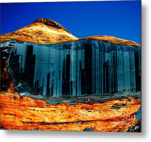 Lake Powell Metal Print featuring the photograph Lake Powell Stripe by Rebecca Margraf