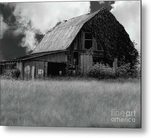 Barn Metal Print featuring the photograph Black White Barn by Elijah Knight