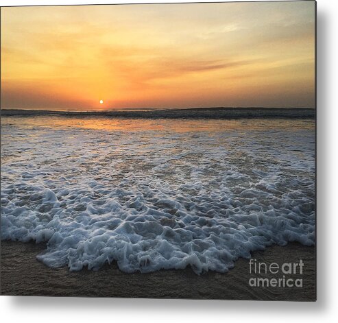 St. Augustine Metal Print featuring the photograph Moving In by LeeAnn Kendall