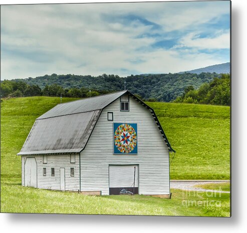Quilt Barn Metal Print featuring the photograph Quilt Barn by Kerri Farley