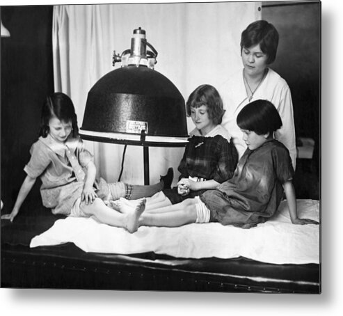 1920s Metal Print featuring the photograph Sunlight For Tuberculosis by Underwood Archives