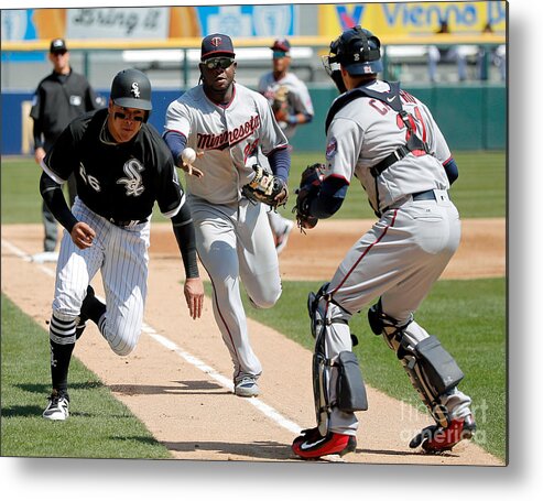 Second Inning Metal Print featuring the photograph Minnesota Twins V Chicago White Sox by Jon Durr