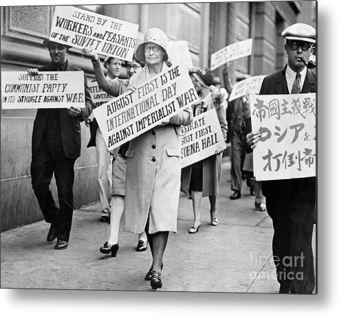 People Metal Print featuring the photograph Anita Whitney Protesting by Bettmann