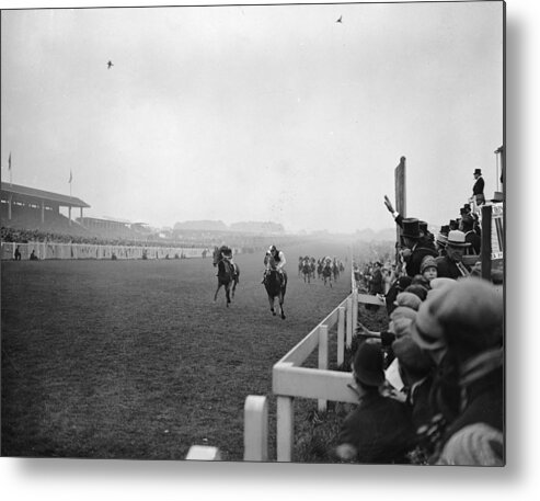 Crowd Metal Print featuring the photograph Derby At Epsom by Central Press