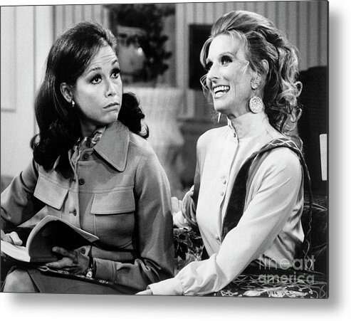 People Metal Print featuring the photograph Mary Tyler Moore And Cloris Leachman by Bettmann