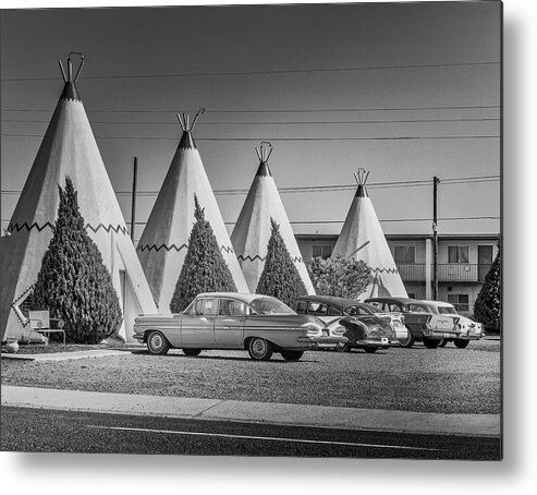 Holbrook Metal Print featuring the photograph Wigwam Motel Park BW by Micah Offman