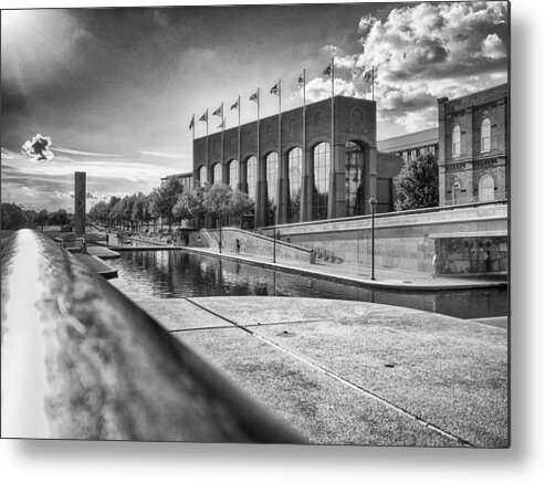 Indianapolis Metal Print featuring the photograph Canal Walk #1 by Howard Salmon