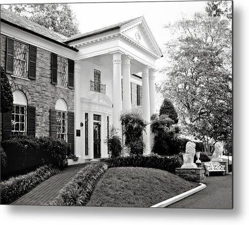 Mansion Metal Print featuring the photograph A Bit of Graceland by Julie Palencia