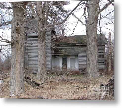 Defunct House Metal Print featuring the photograph Defunct House by Michael Krek