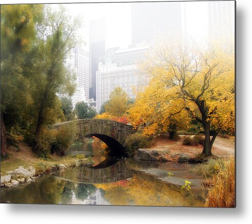 New York Metal Print featuring the photograph Gapstow in the mist by Jessica Jenney