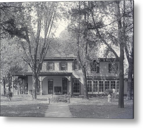 House Metal Print featuring the photograph Grand Old House by William Haggart