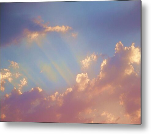 Skies Metal Print featuring the photograph Look Up. by Jewell McChesney